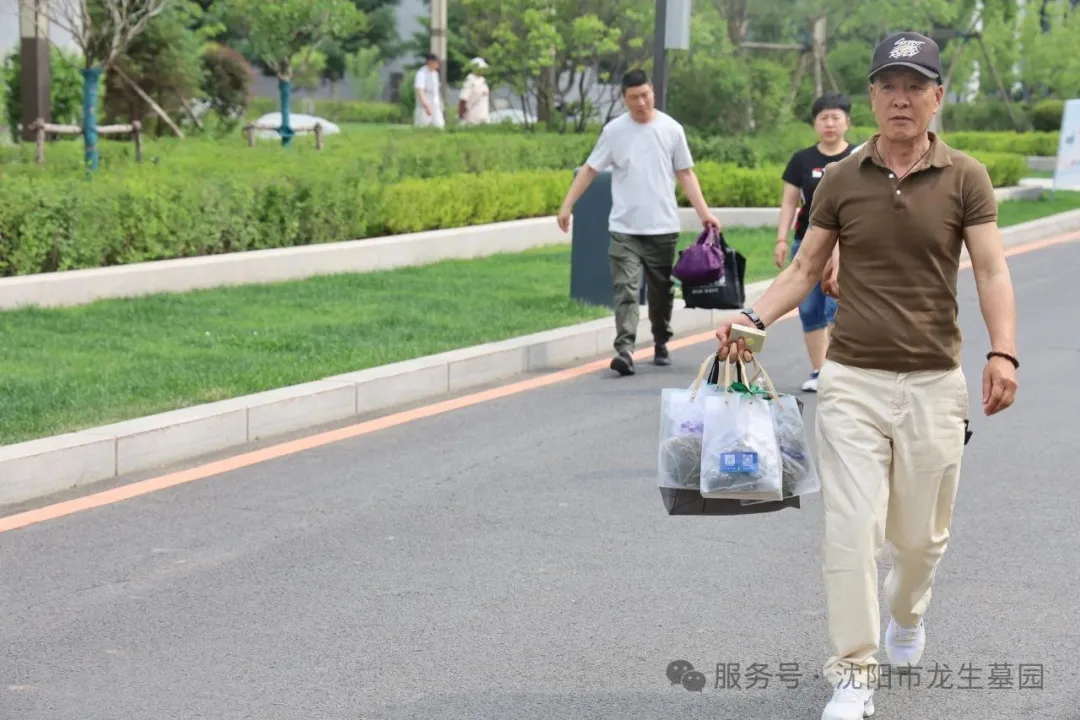 粽香寄情，溫暖同行——沈陽墓園記2025龍生端午公益一日游